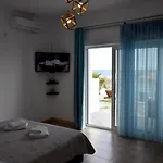 Soultana's House Appartement Mourteri