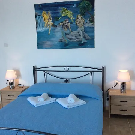 Soultana's House Apartament Mourteri